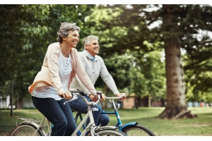 成人紙尿褲賣爆全球，“銀發經濟”市場規模超百億